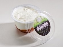 Kecske krémjoghurt, meggyes (2 dl)