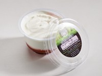 Kecske krémjoghurt, szamócás (2 dl)