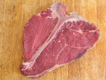 T-bone steak szelet, marha (kb. 0,6-0,7 kg)